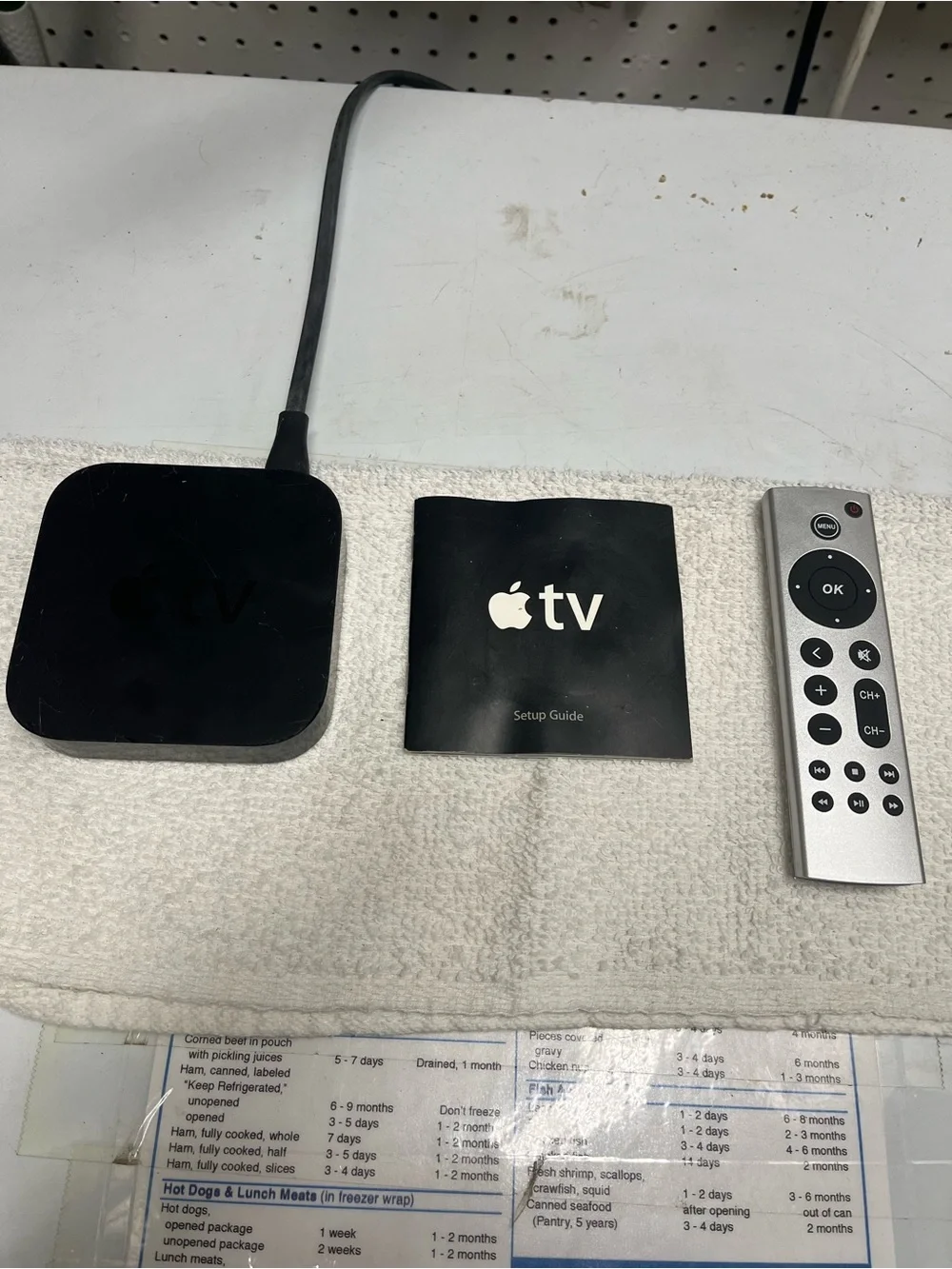 Apple TV (Black) with Aluminum Remote and Setup Guide, works, new remote.